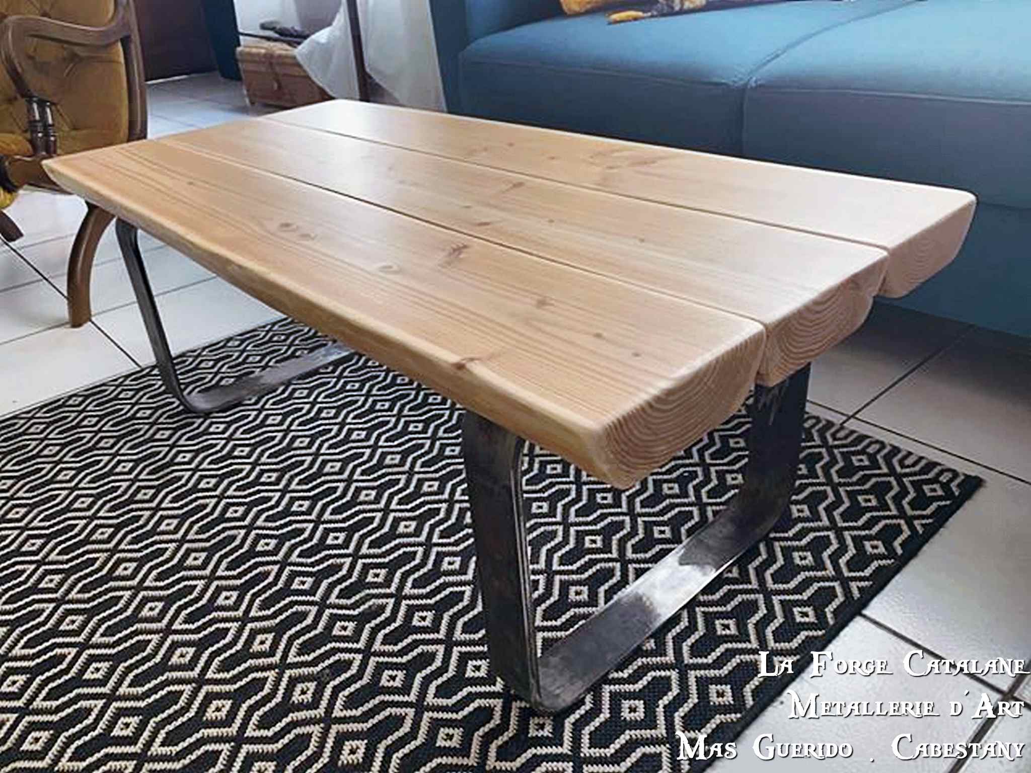 table basse plateau bois pied en u  forge catalane.jpg